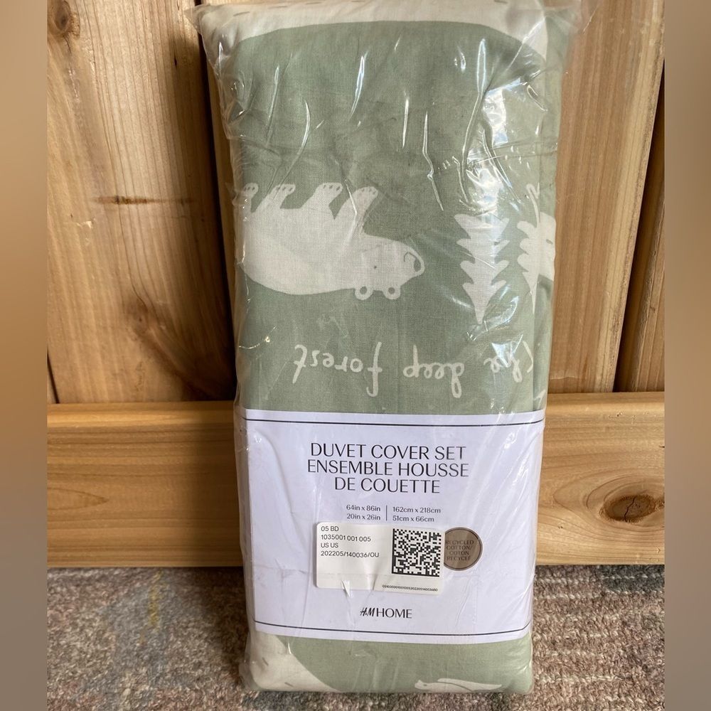 H&M Green Forest Duvet Cover Set